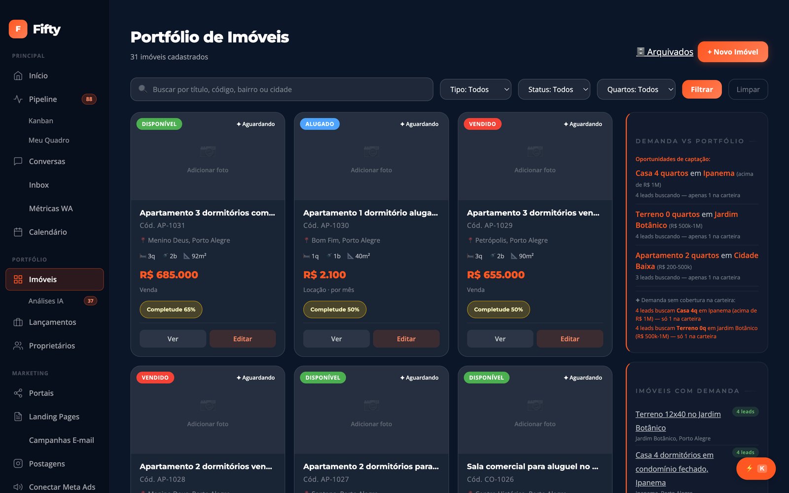 Portfólio de imóveis do Fifty com o painel Demanda vs Portfólio gerado pela IA